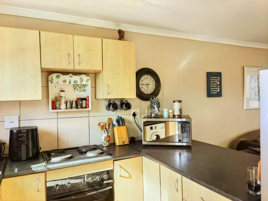 2 Bedroom Property for Sale in Fairview Golf Estate Western Cape